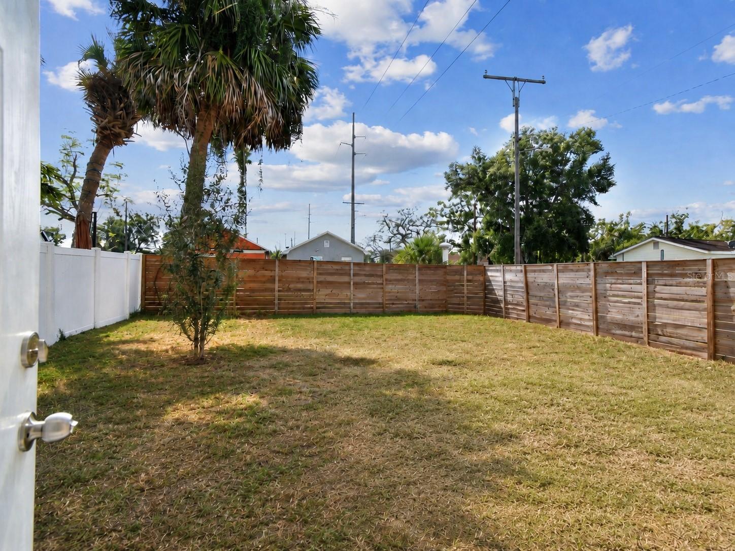 2601 E Lake Ave #a Property Photo 36