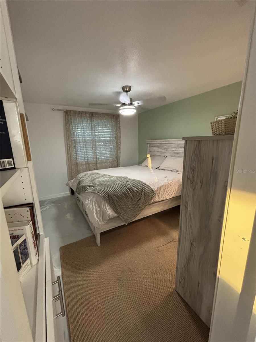 1002 Silver Palm Way Property Photo 13