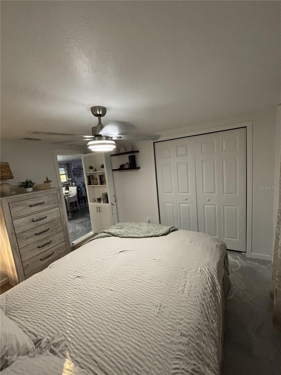 1002 Silver Palm Way Property Photo 14