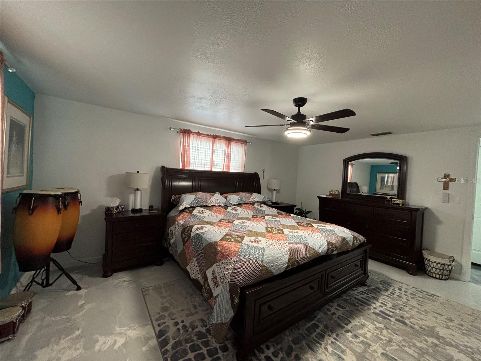 1002 Silver Palm Way Property Photo 21