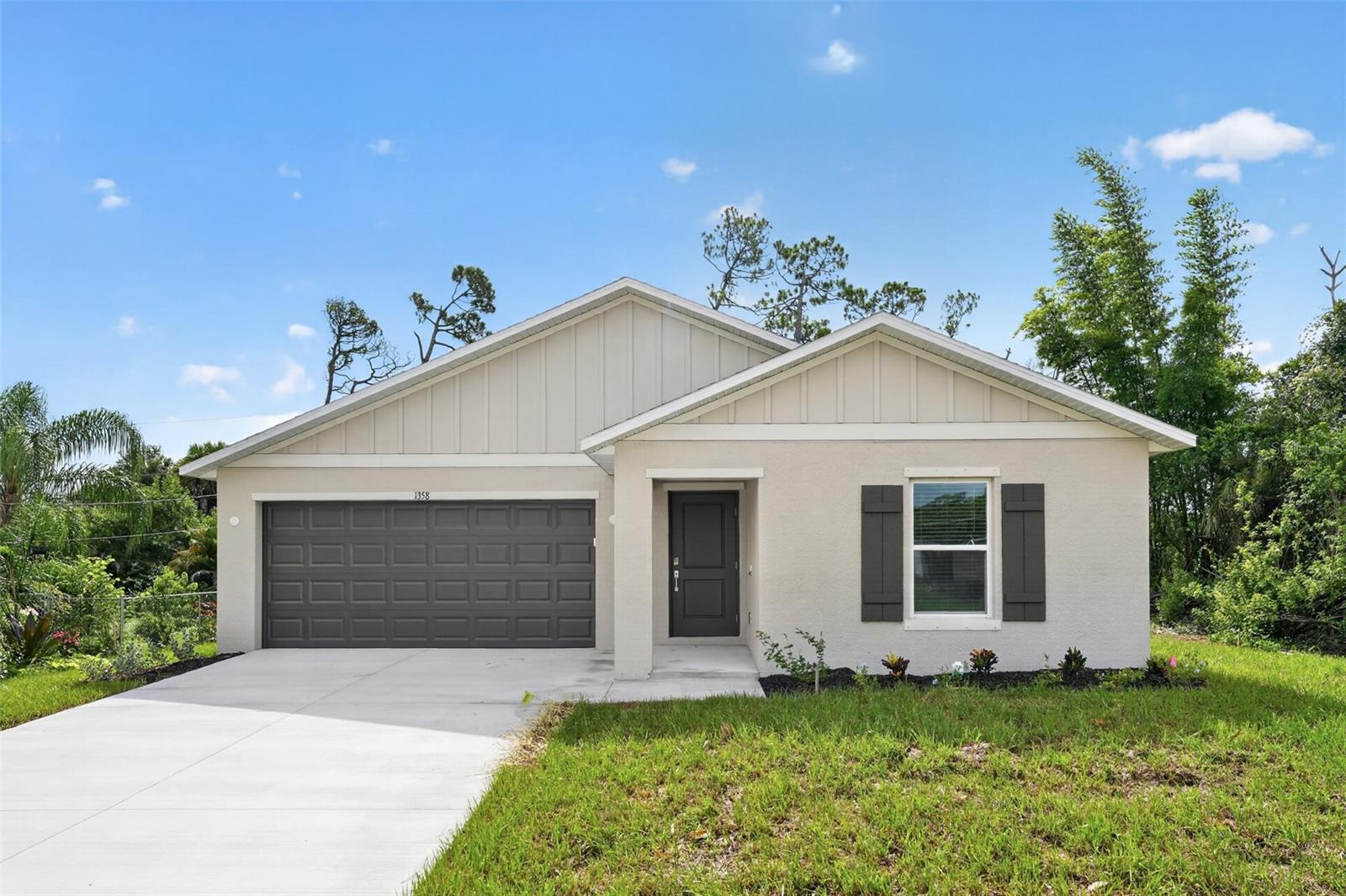 1358 FARGO ST Property Photo 1