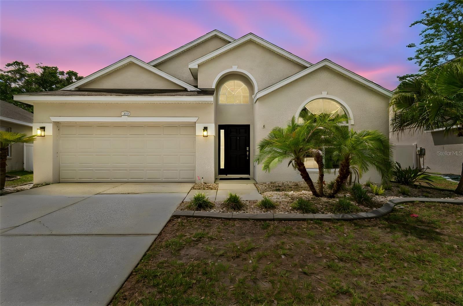 12155 Infinity Dr Property Photo 2