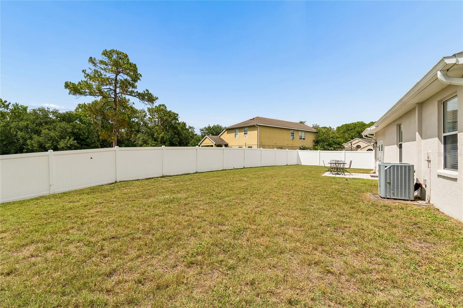 12155 Infinity Dr Property Photo 55
