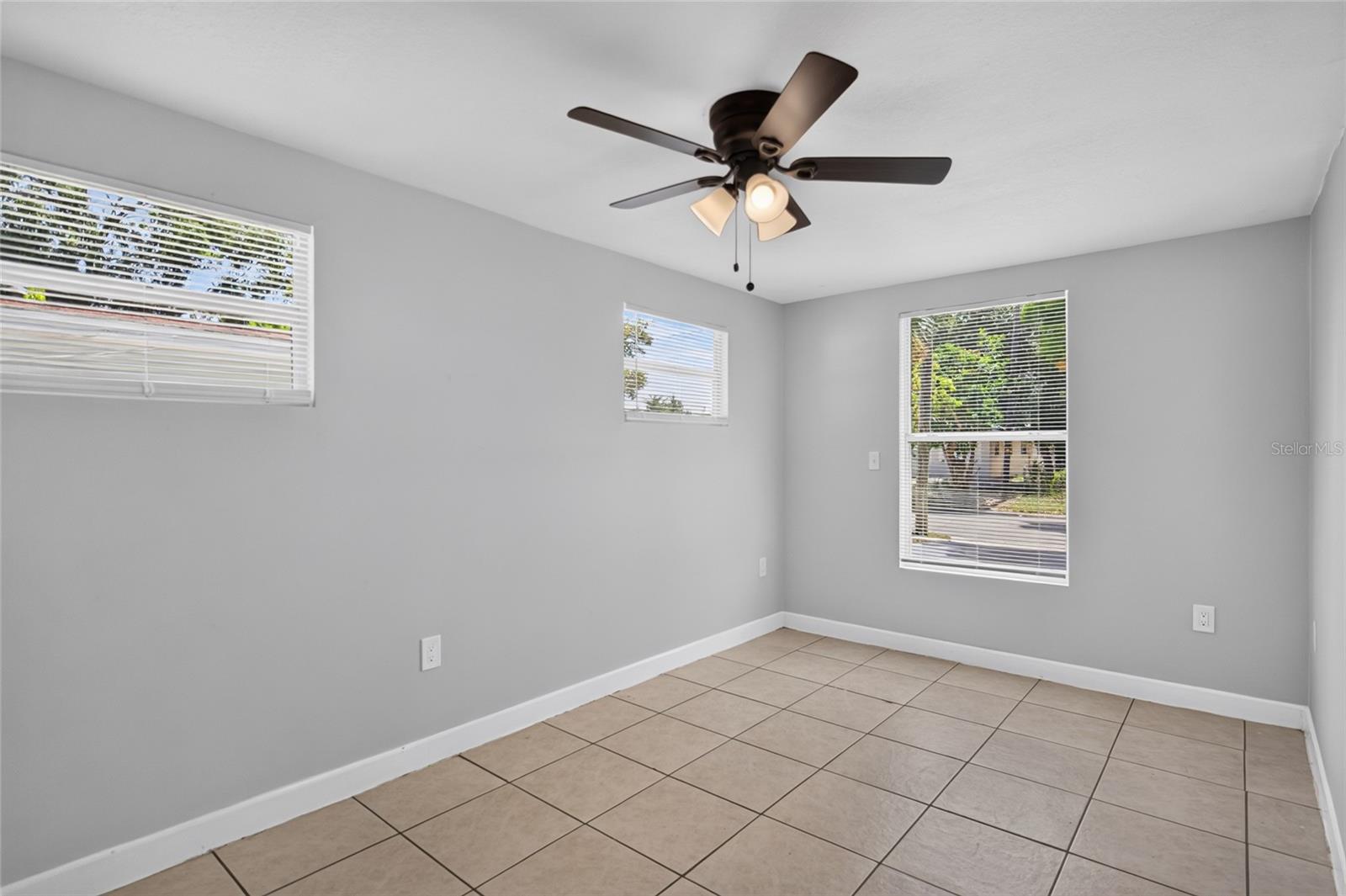 2947 Gillespie Ave Property Photo 14