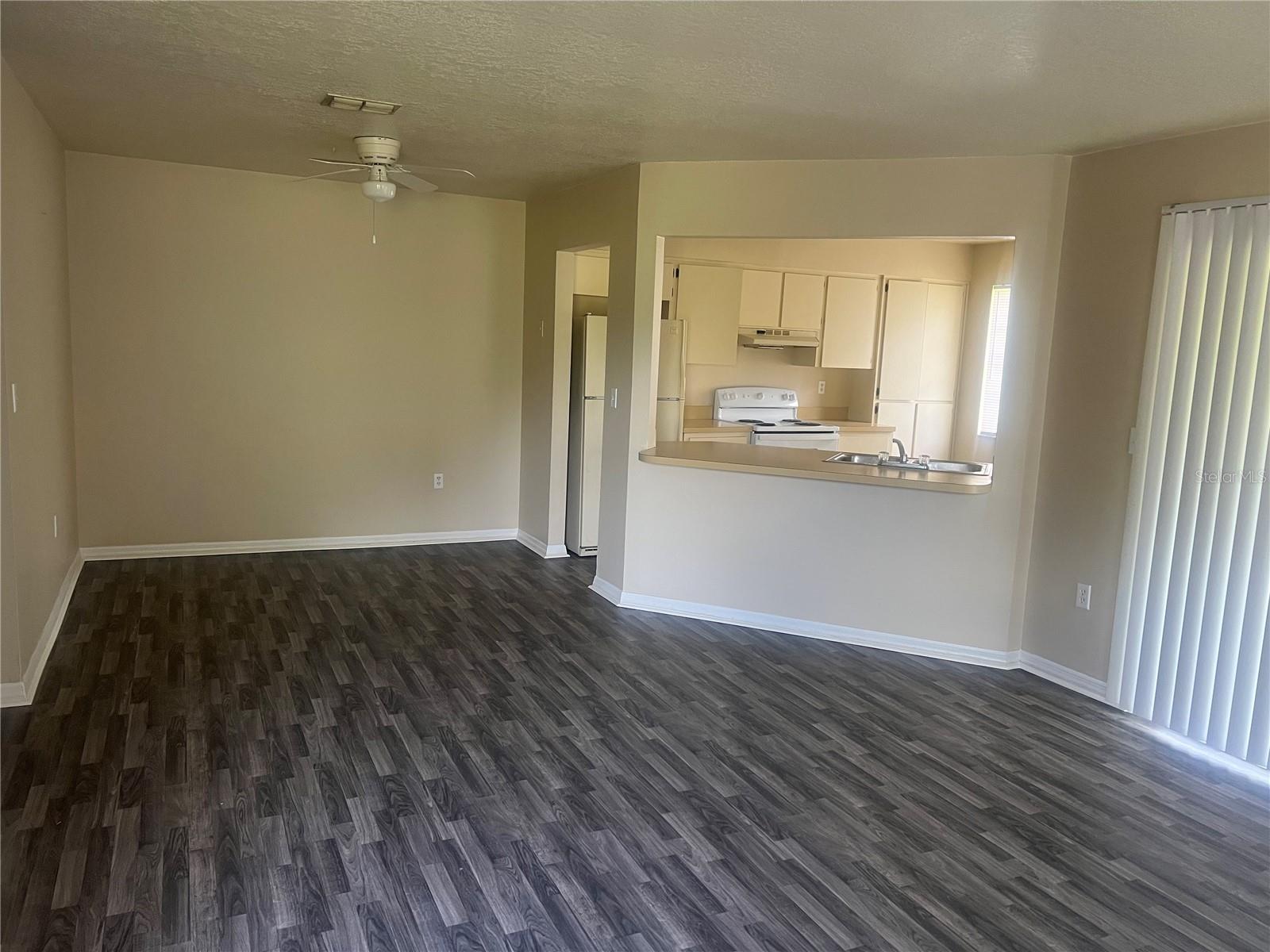 7266 Pond Cir Property Photo 3