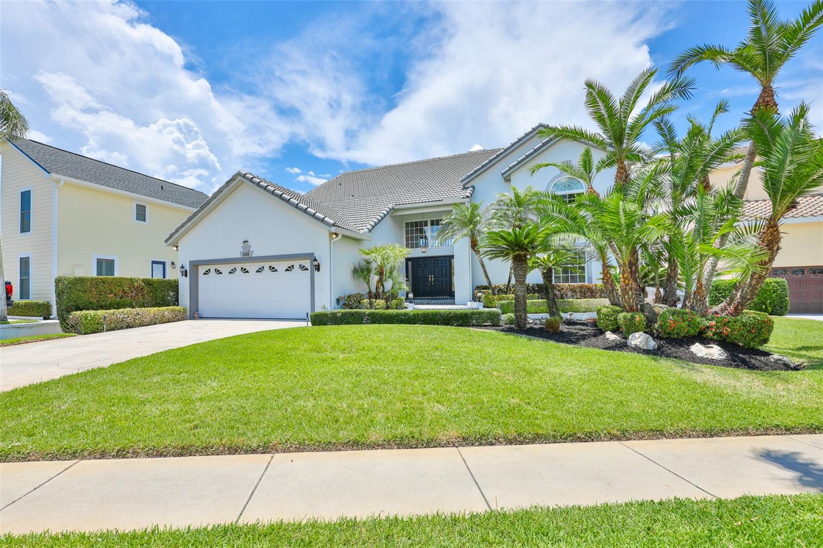 929 Symphony Isles Blvd Property Photo 6