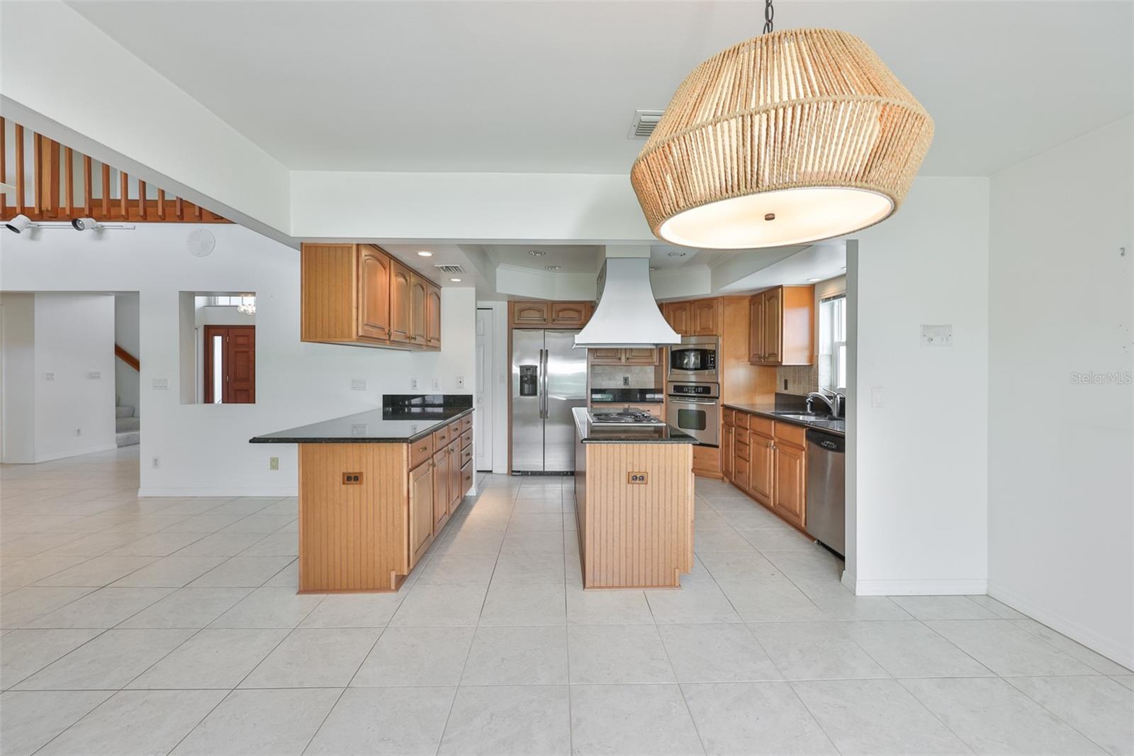 929 Symphony Isles Blvd Property Photo 20
