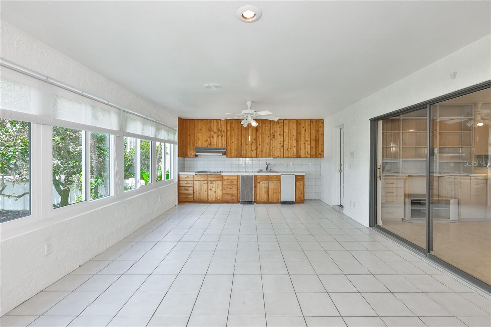 929 Symphony Isles Blvd Property Photo 25