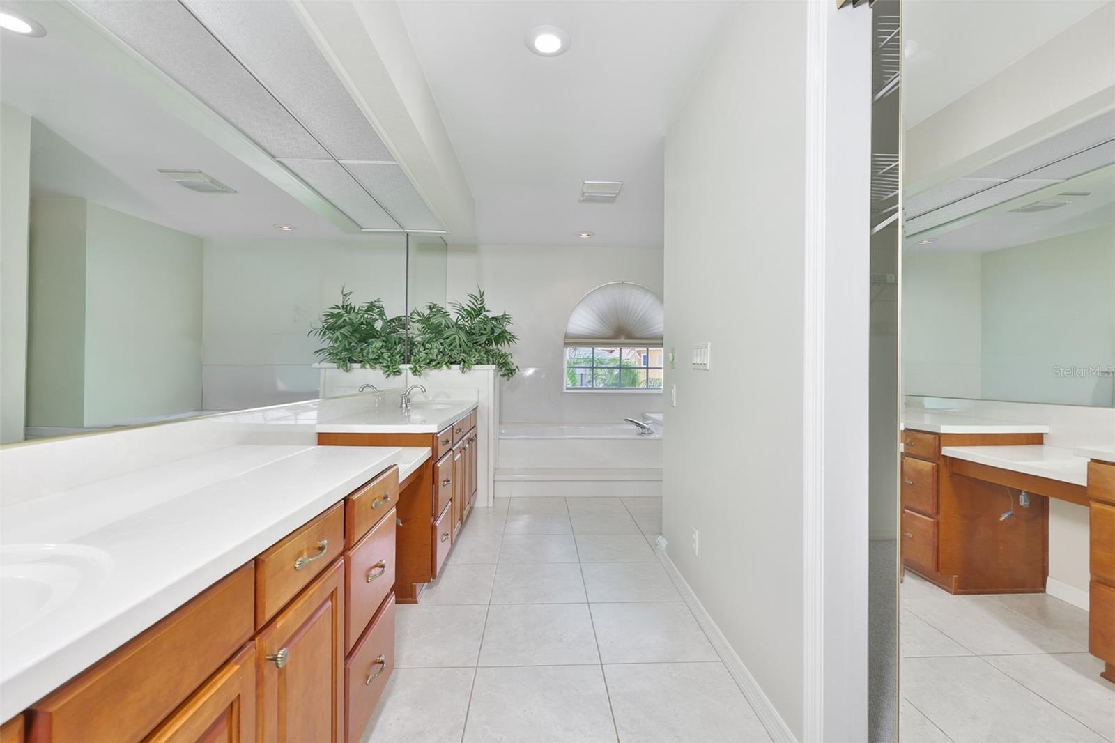 929 Symphony Isles Blvd Property Photo 31