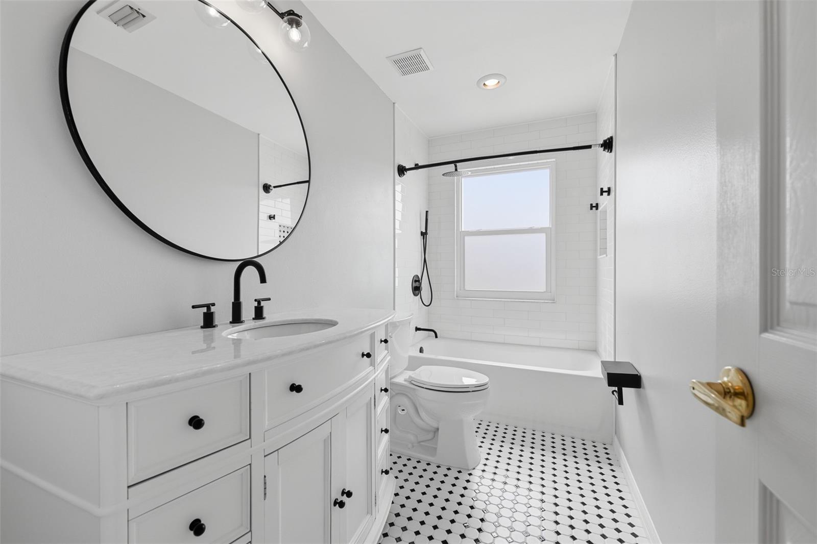 929 Symphony Isles Blvd Property Photo 36