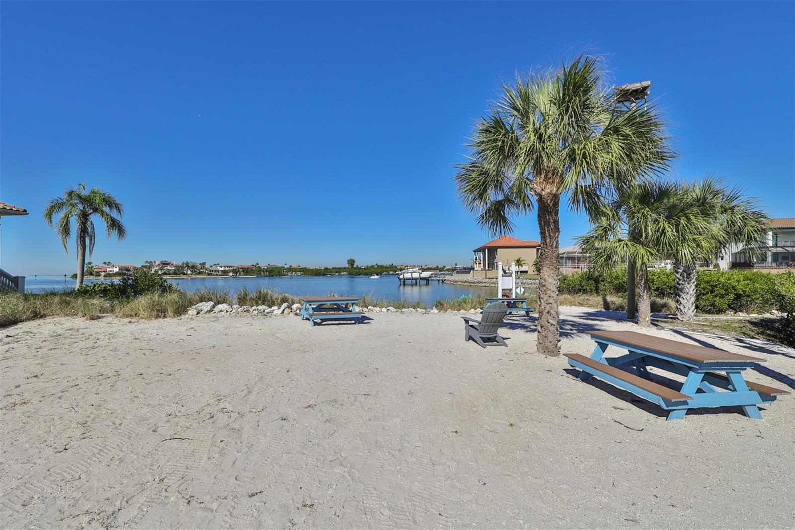 929 Symphony Isles Blvd Property Photo 57