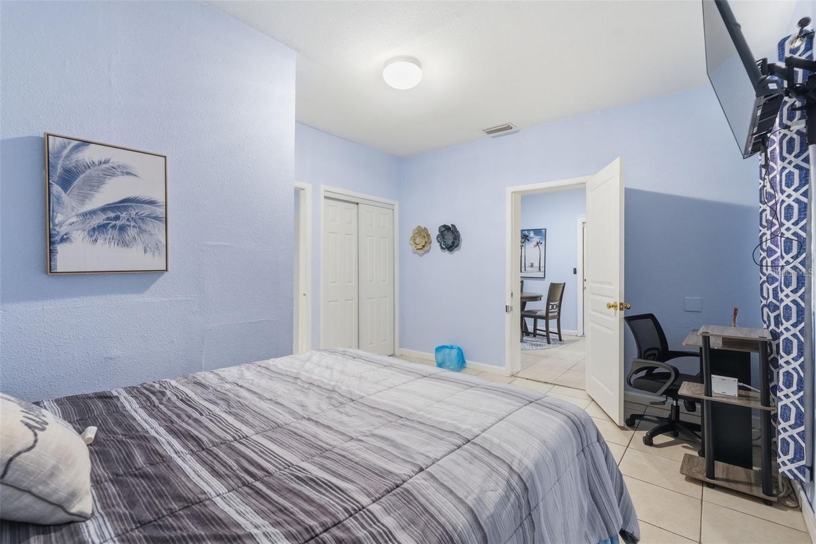 10107 N Aster Ave Property Photo 5