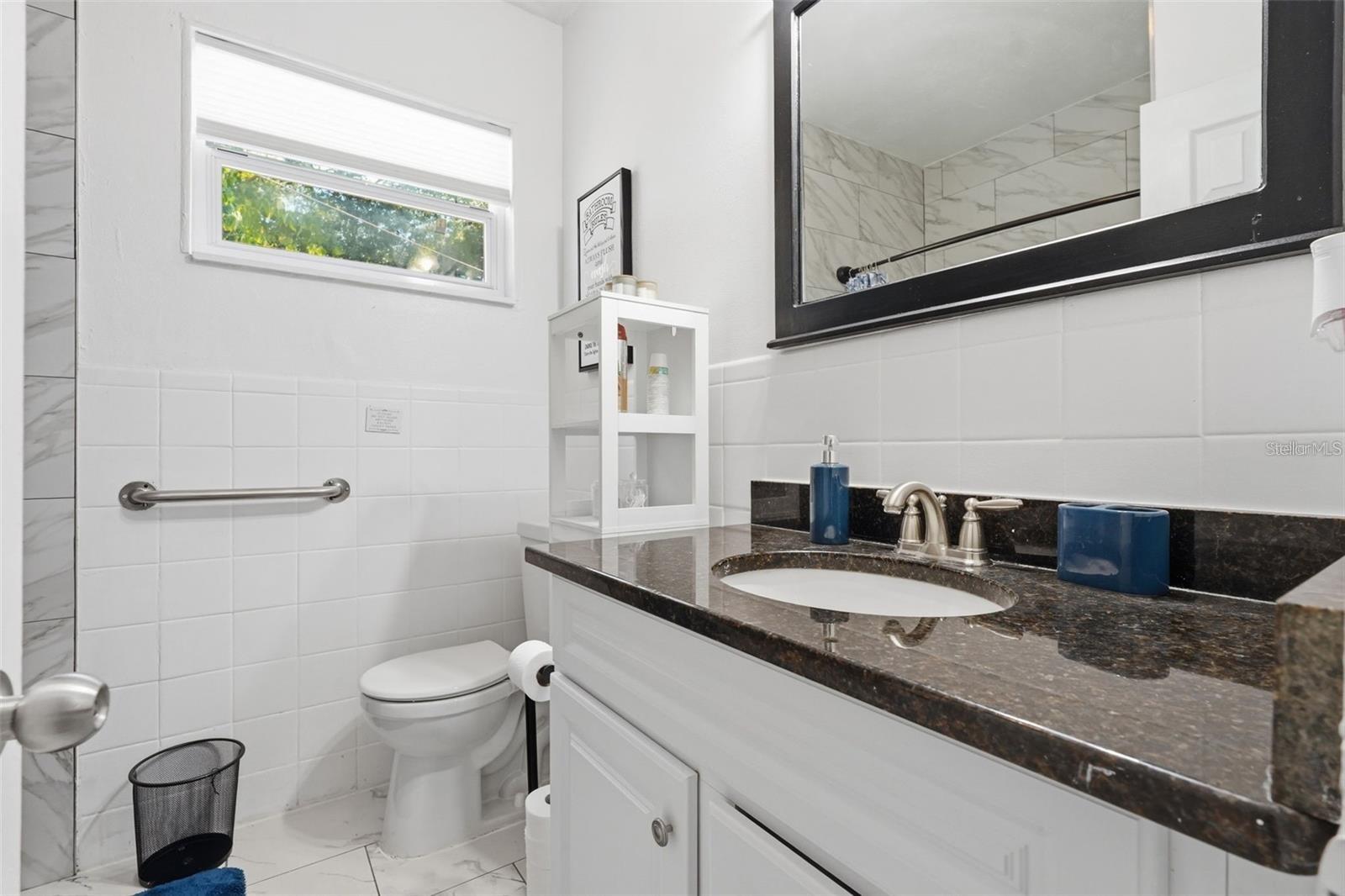10107 N Aster Ave Property Photo 9
