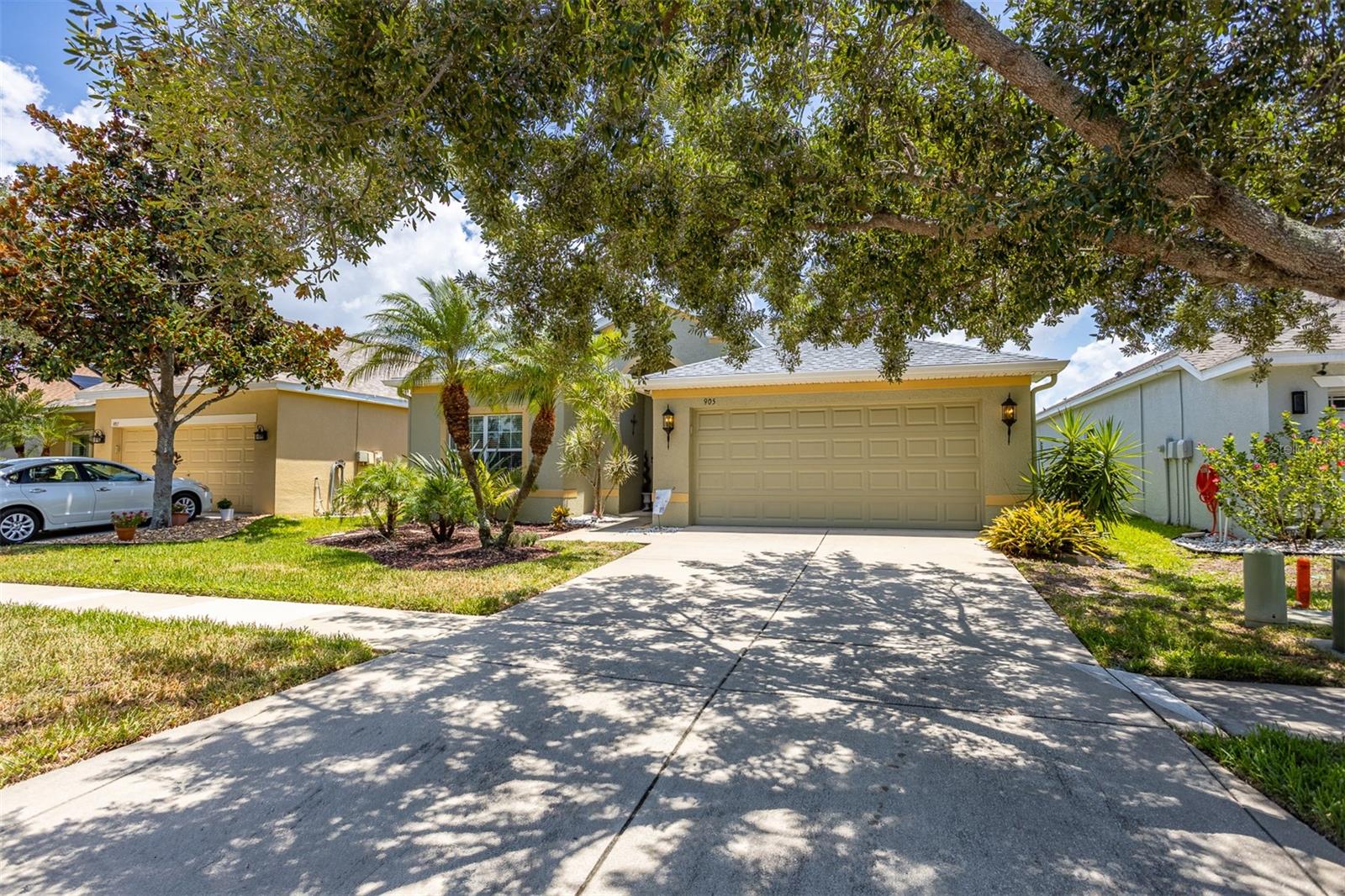 905 PARKER DEN DR Property Photo 1