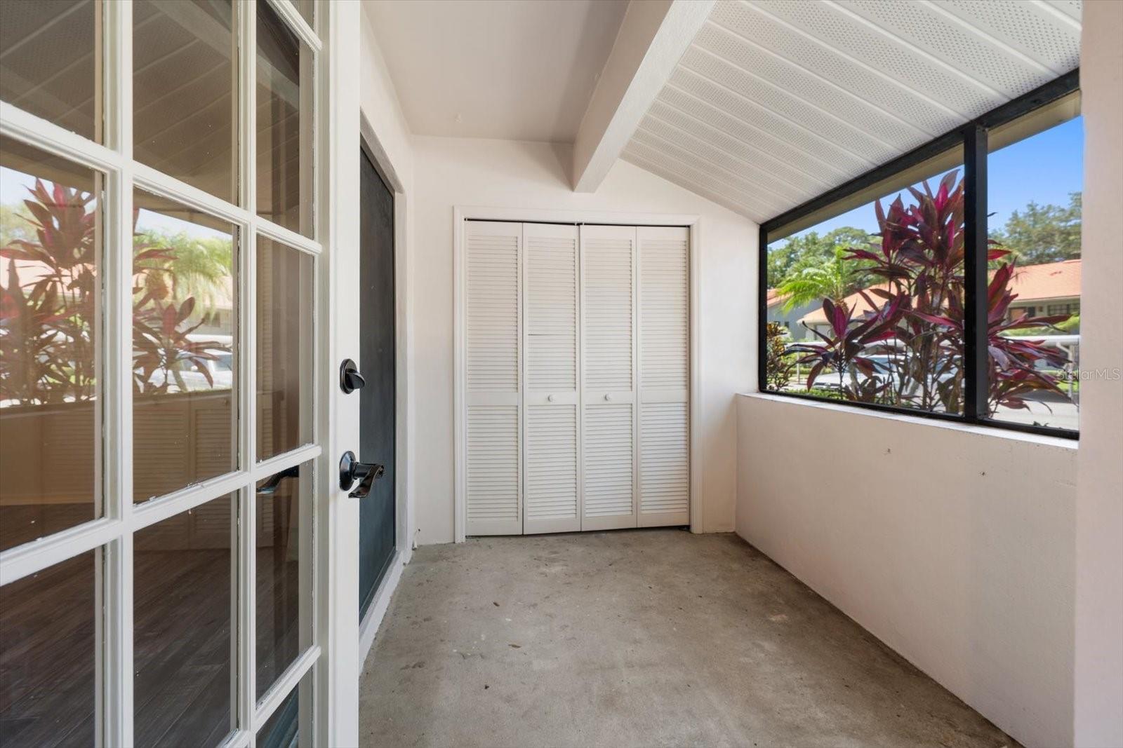 2069 Lakeview Dr Property Photo 16