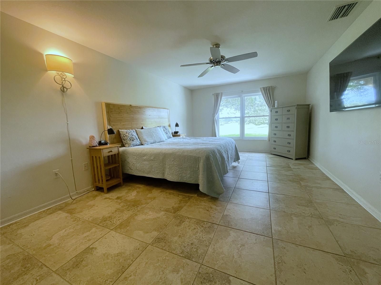 521 W Hillwood Path Property Photo 15
