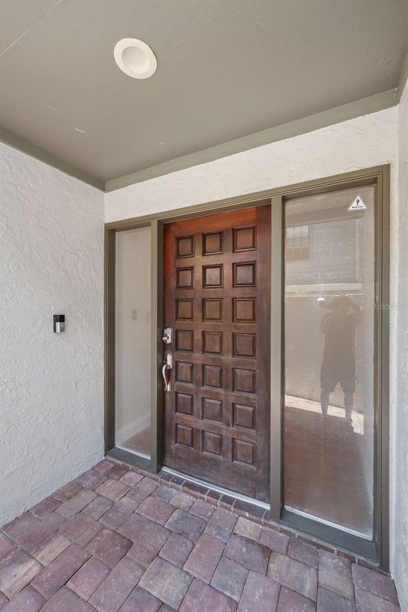 4510 W Fig St #c Property Photo 2