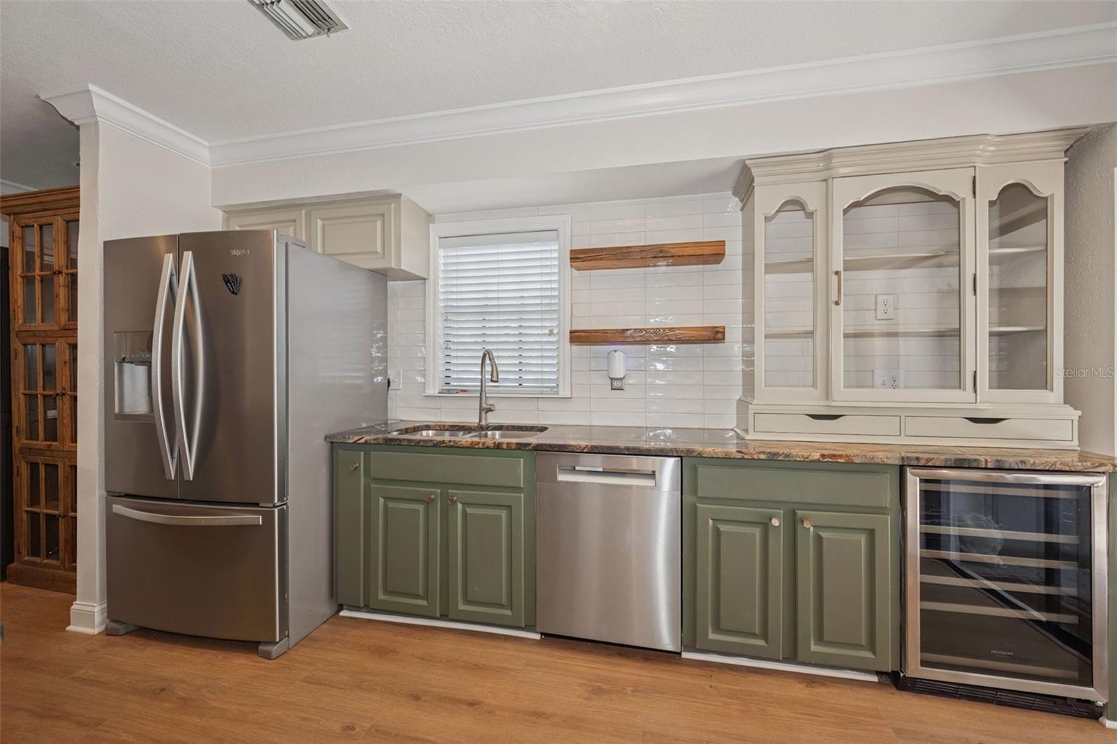 4510 W Fig St #c Property Photo 14