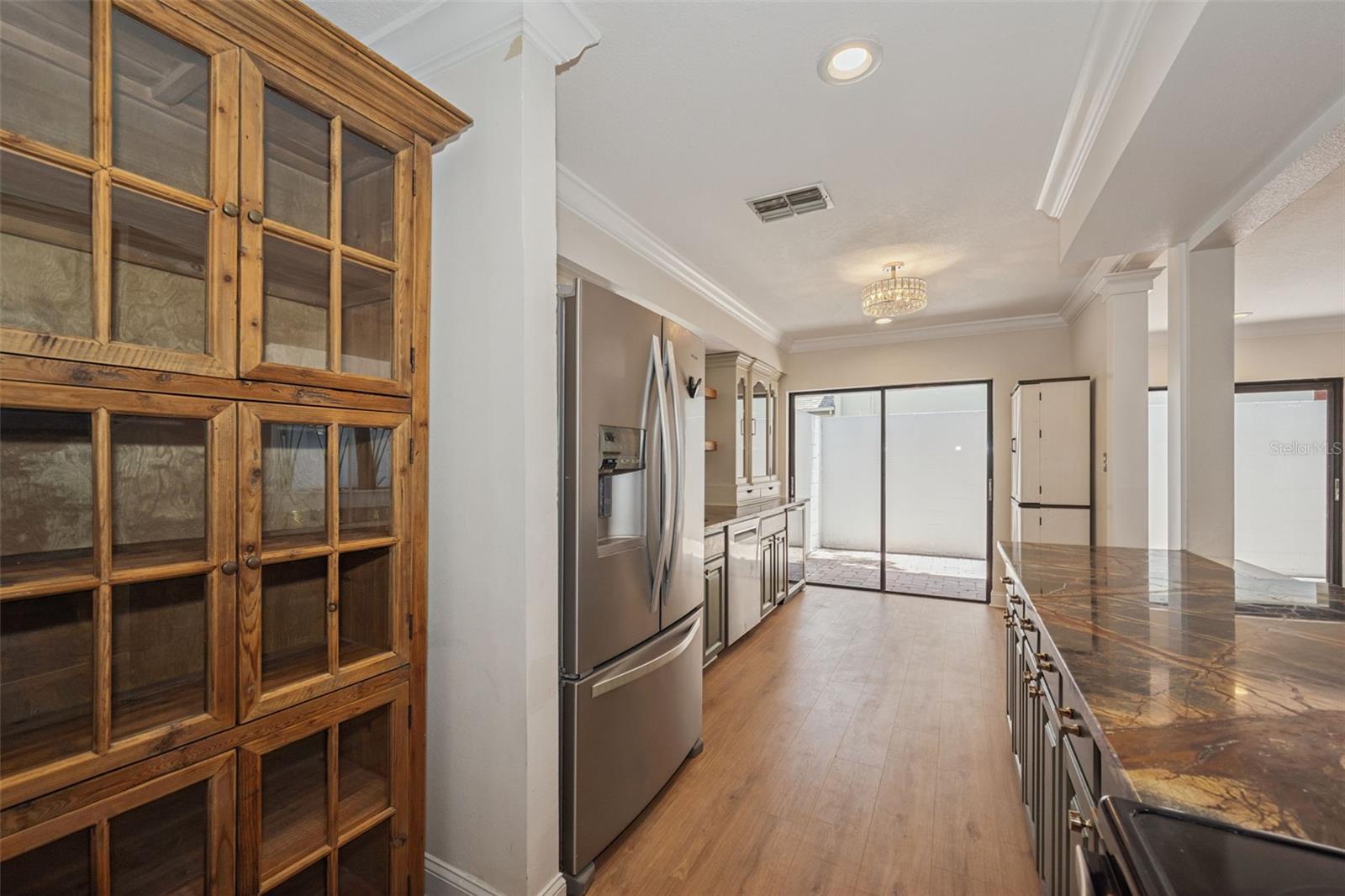 4510 W Fig St #c Property Photo 17