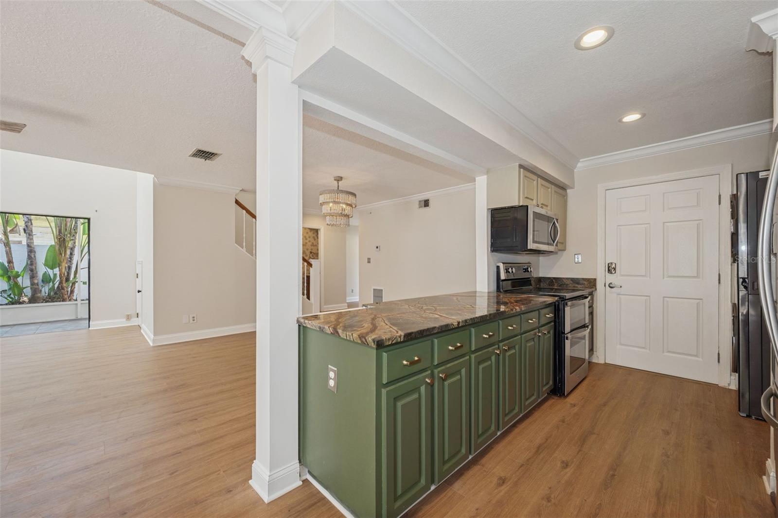 4510 W Fig St #c Property Photo 19