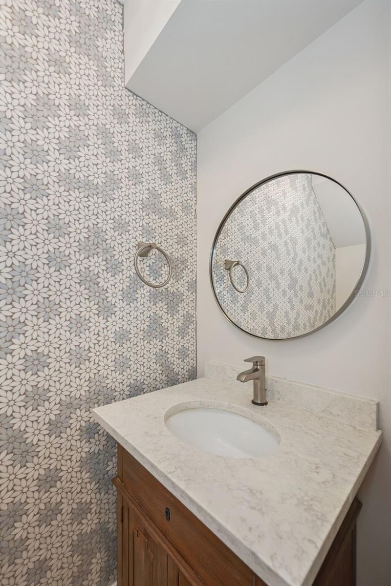 4510 W Fig St #c Property Photo 24