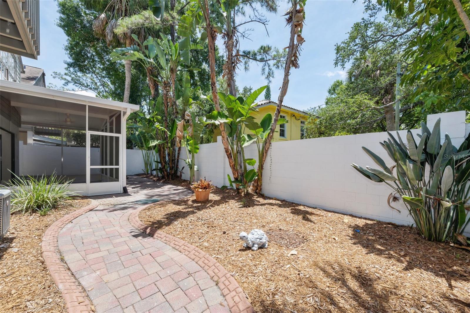 4510 W Fig St #c Property Photo 46