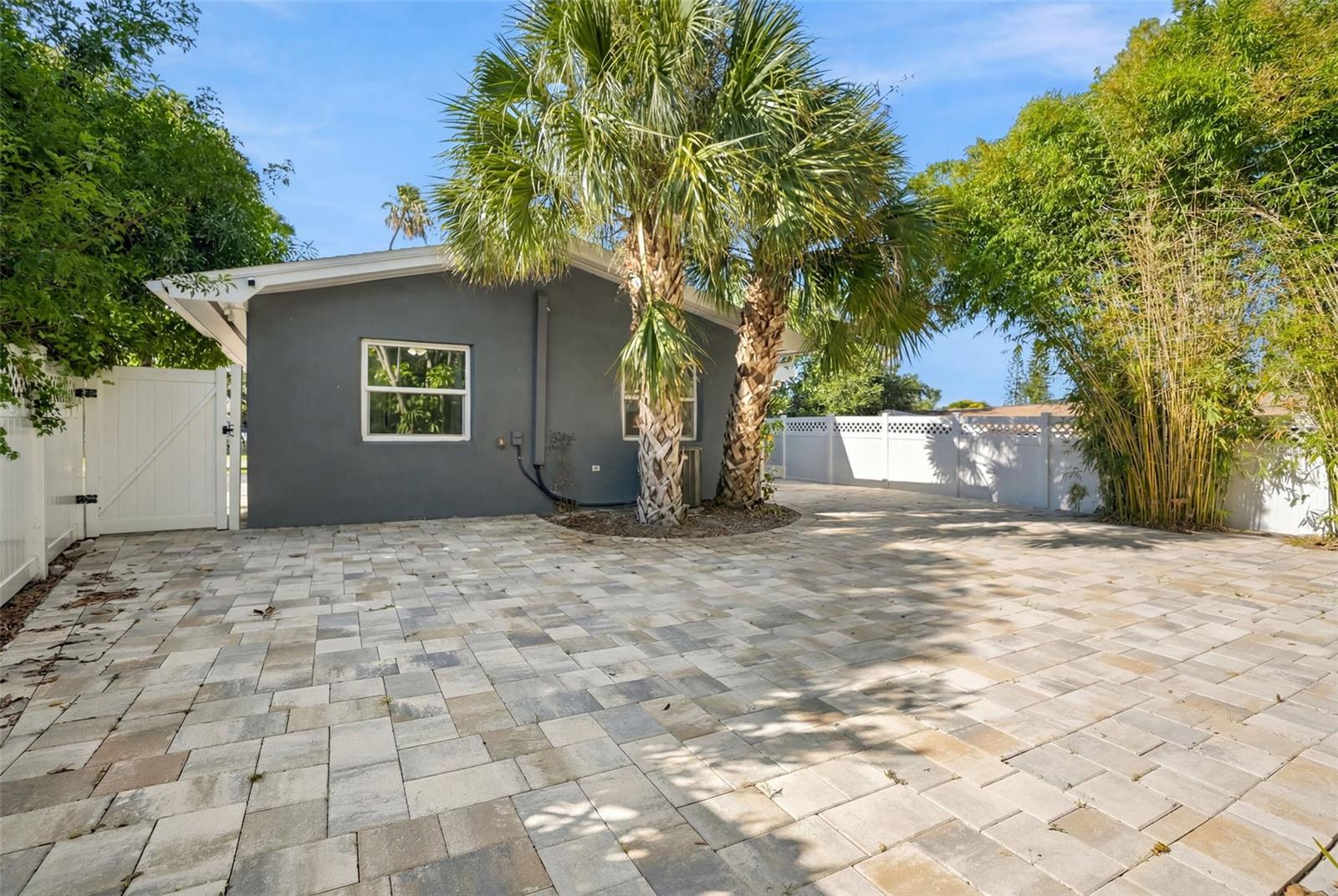 1257 Franklin St Property Photo 55