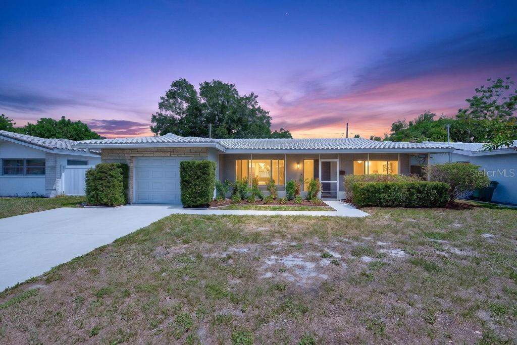 2159 GREENBRIAR BLVD