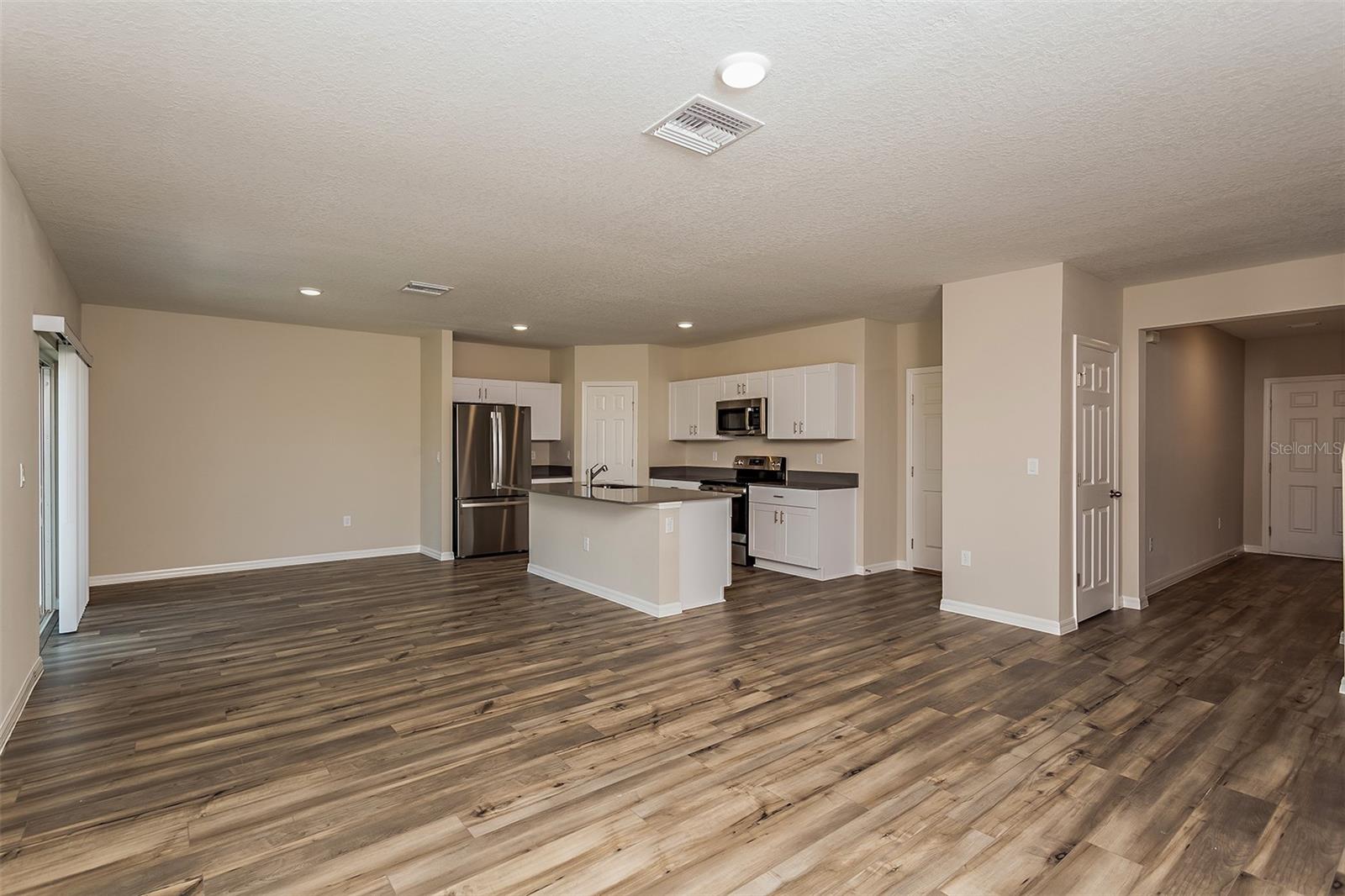 1731 Vanilla St Property Photo 10