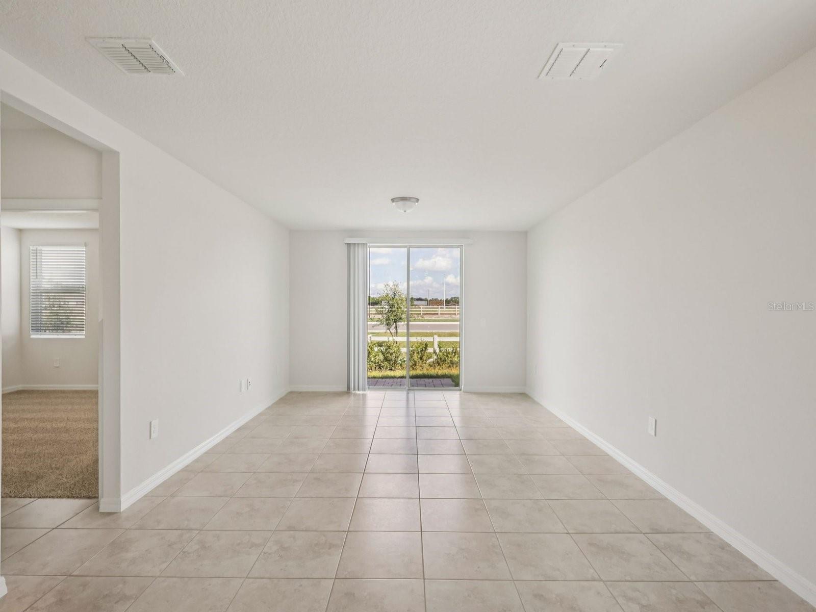 3932 Giorgio Dr Property Photo 6