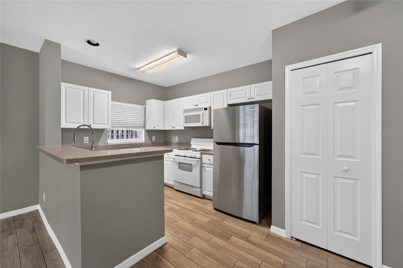 15032 Deer Meadow Dr Property Photo 5