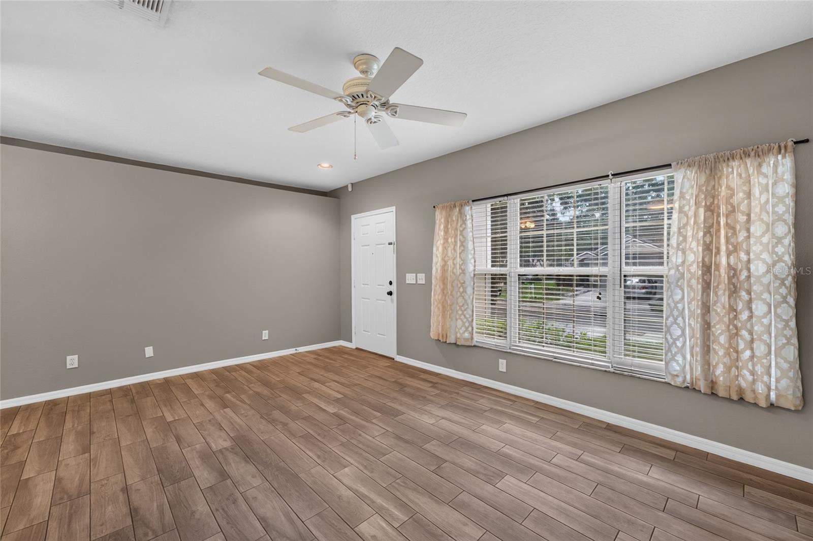 15032 Deer Meadow Dr Property Photo 11