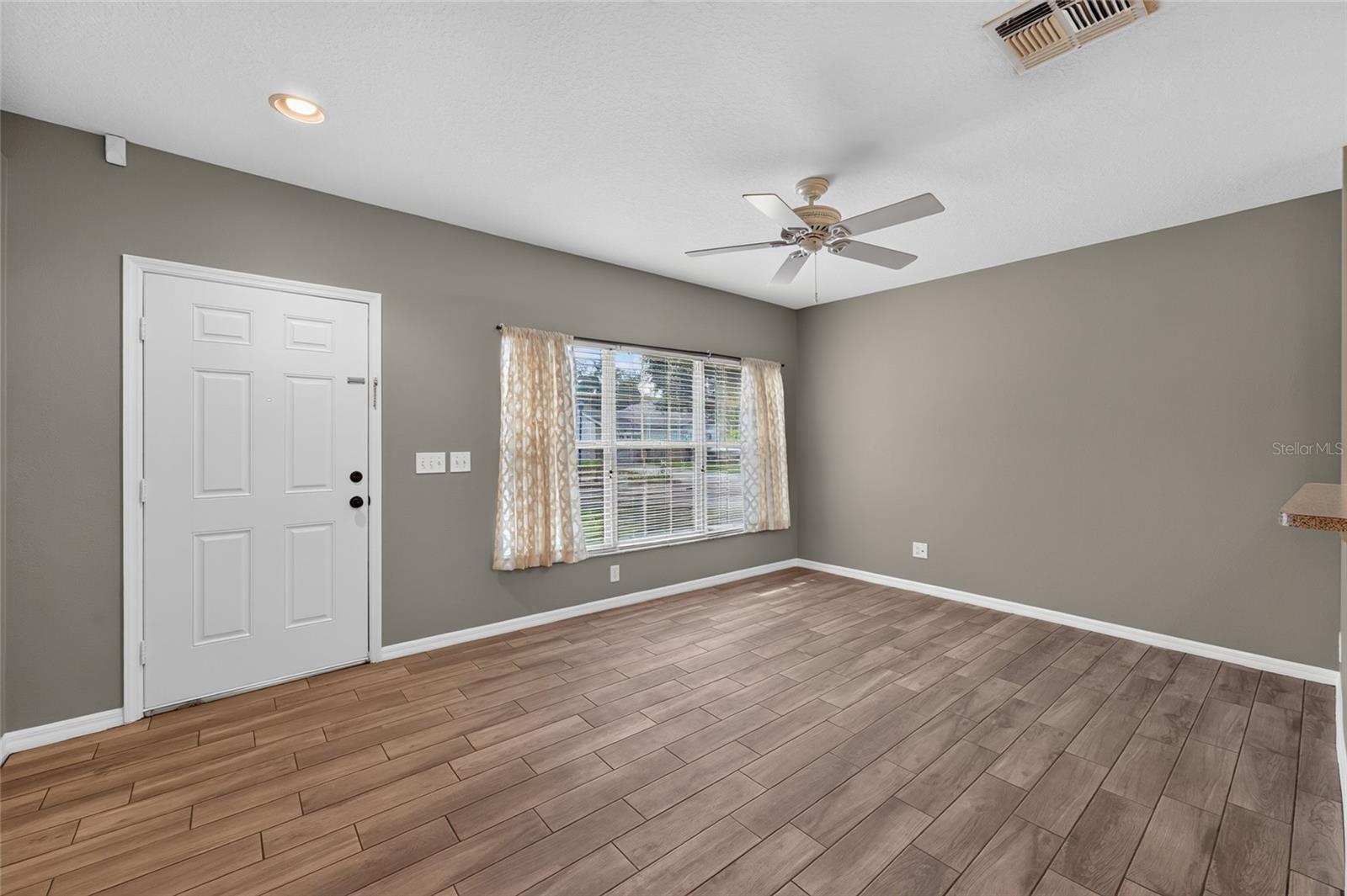 15032 Deer Meadow Dr Property Photo 15