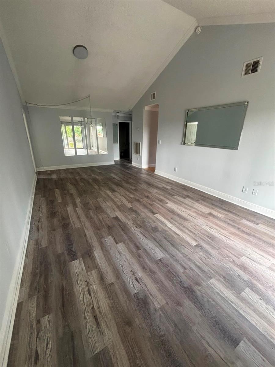 7298 Ulmerton Rd #407 Property Photo 6