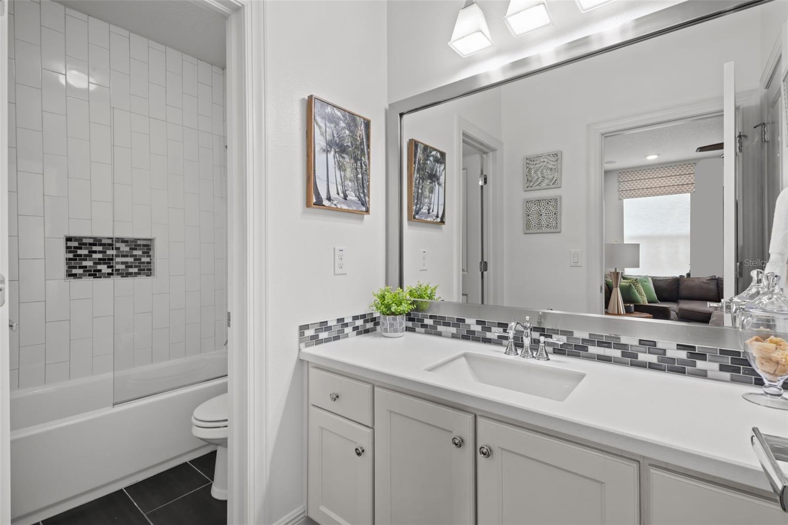 14823 Caravan Ave Property Photo 38