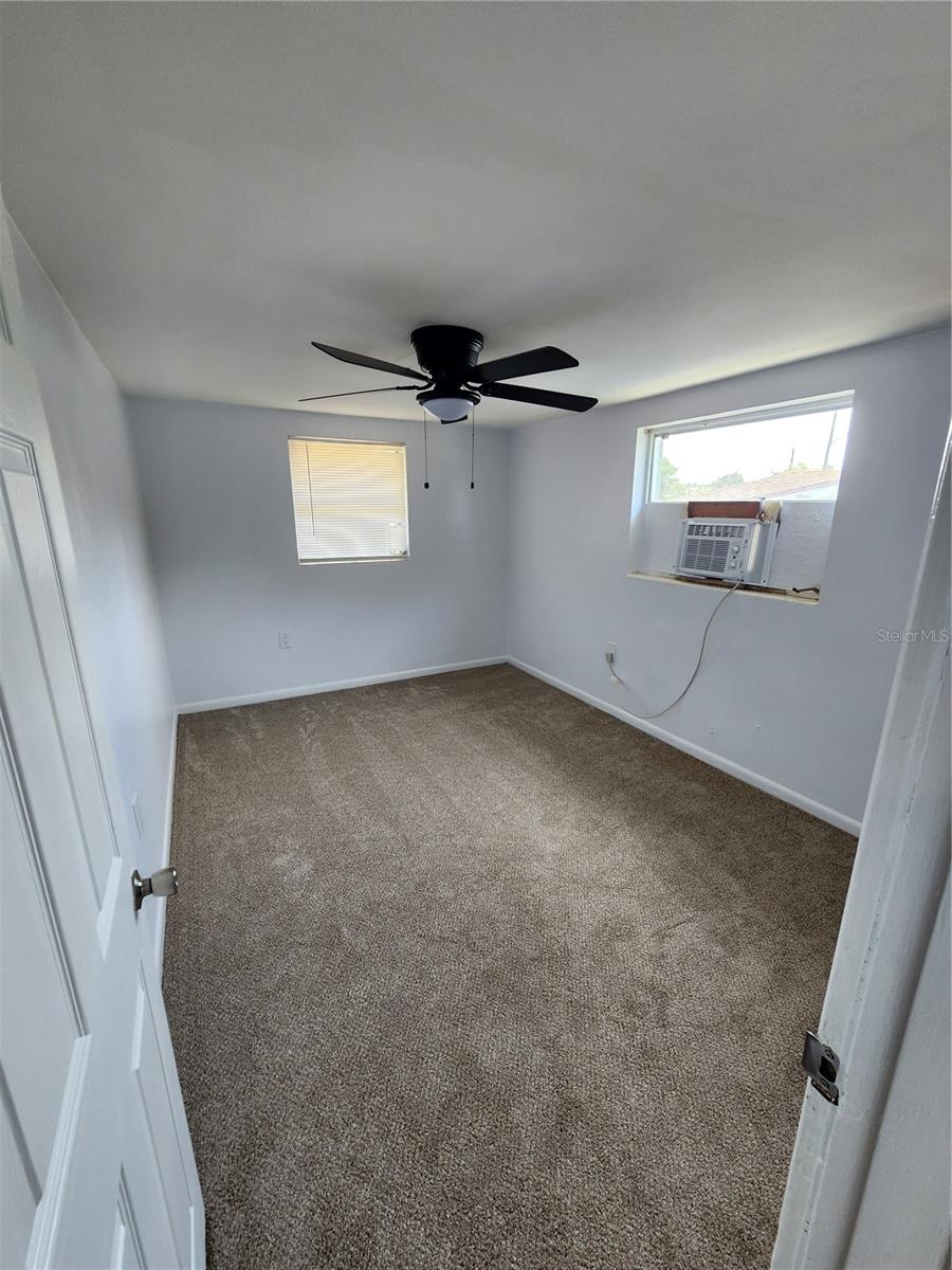 3 E Lemon St Property Photo 6
