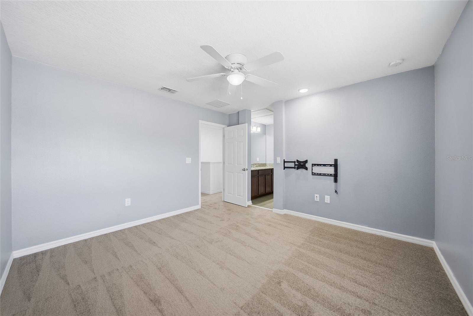 30643 Walker Cup Pl Property Photo 17