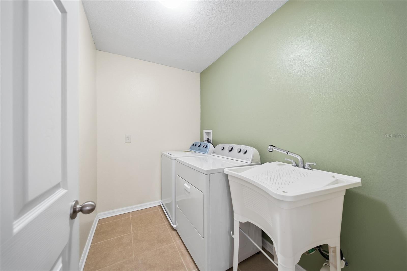30643 Walker Cup Pl Property Photo 26