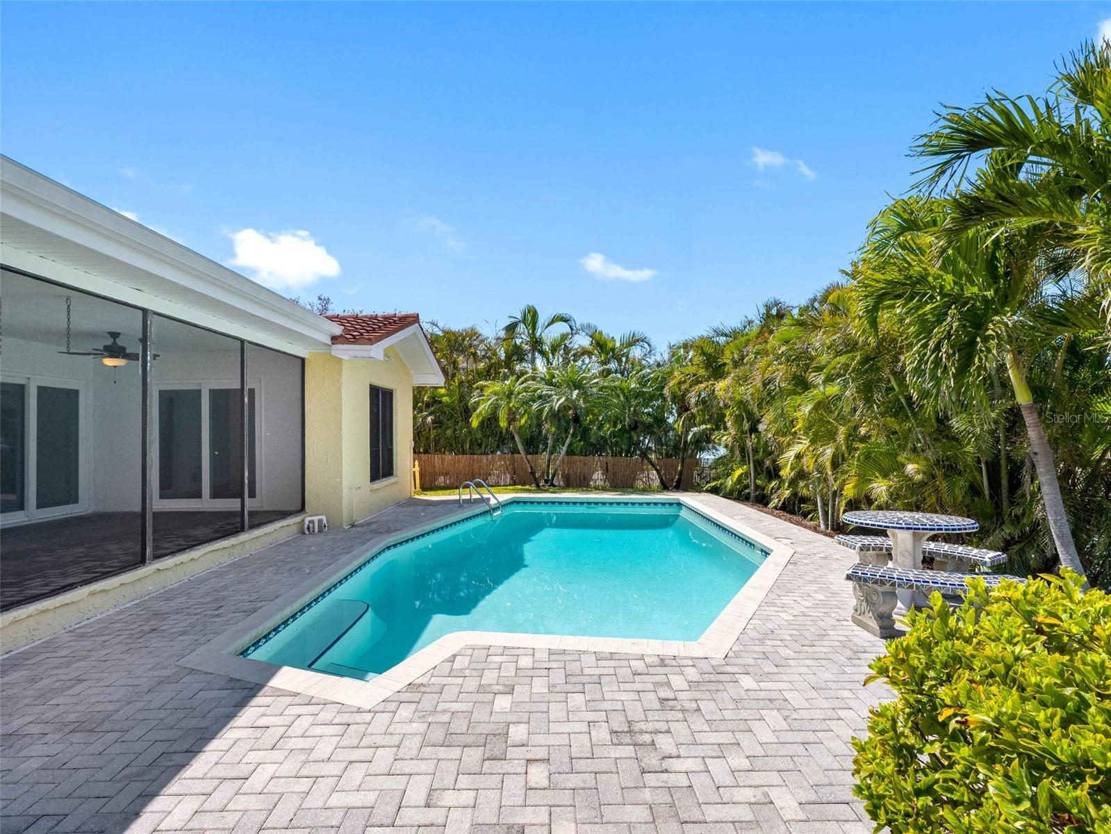 562 Johns Pass Ave Property Photo 16