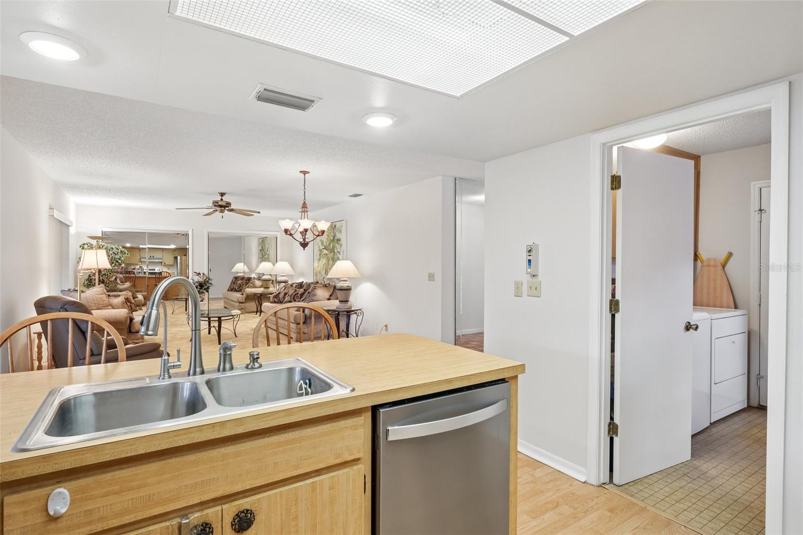 2017 Hampstead Cir Property Photo 15