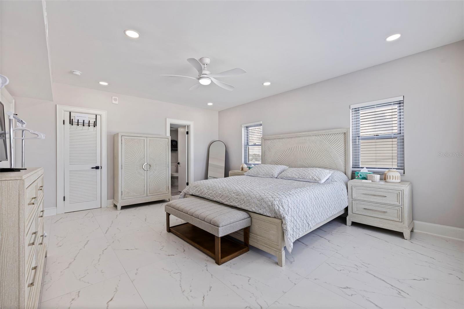 4950 Gulf Blvd #404 Property Photo 29