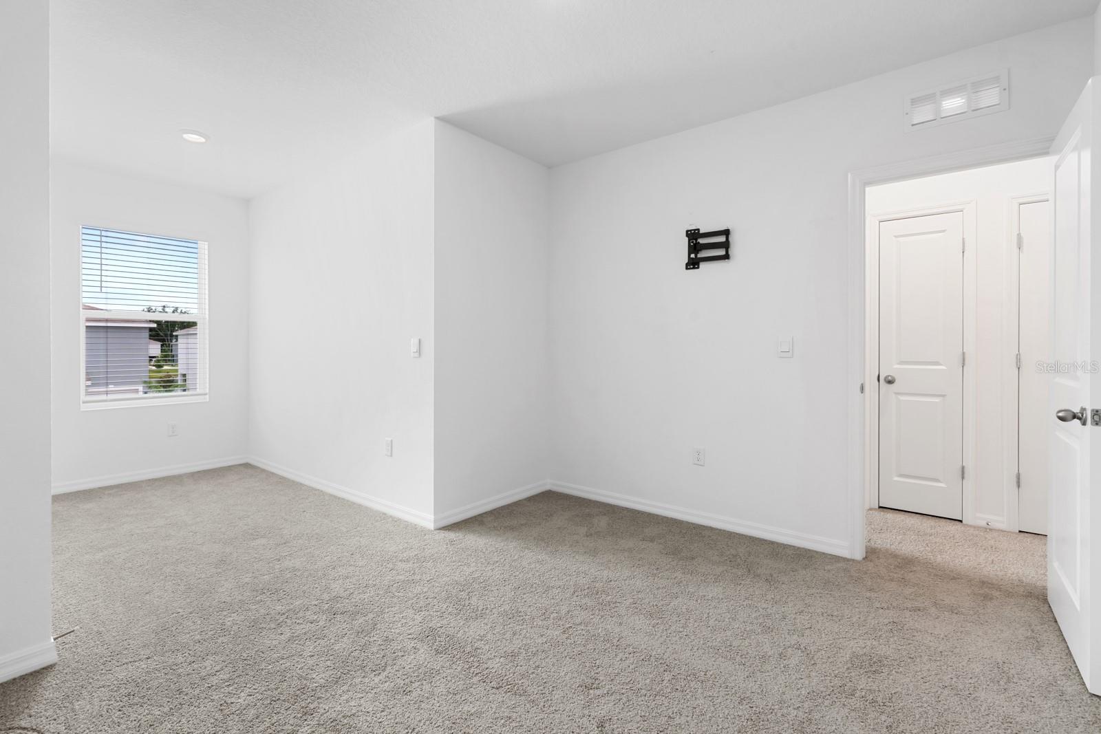 5052 Captain Davis Dr Property Photo 35