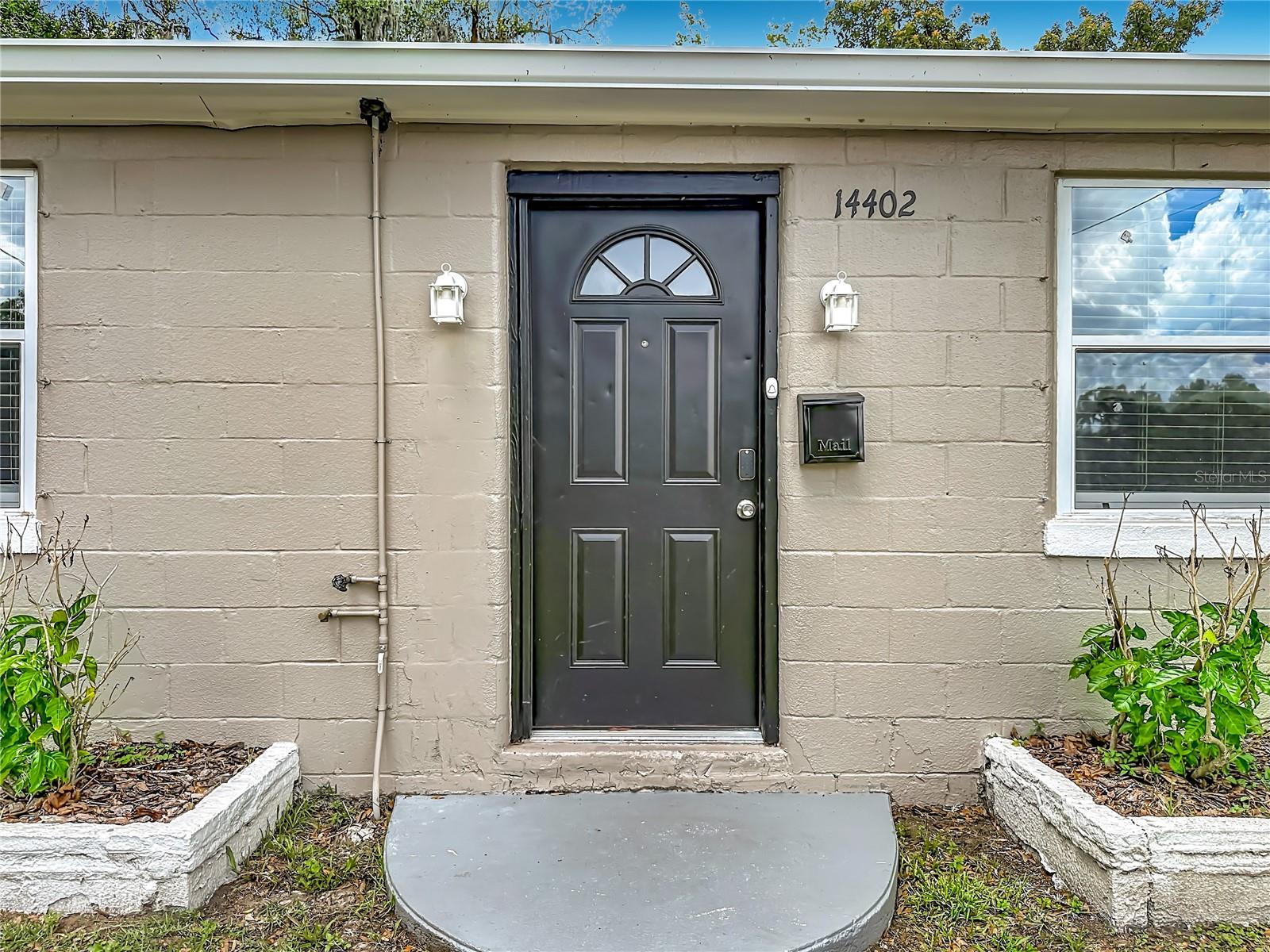 14402 13th St Property Photo 7