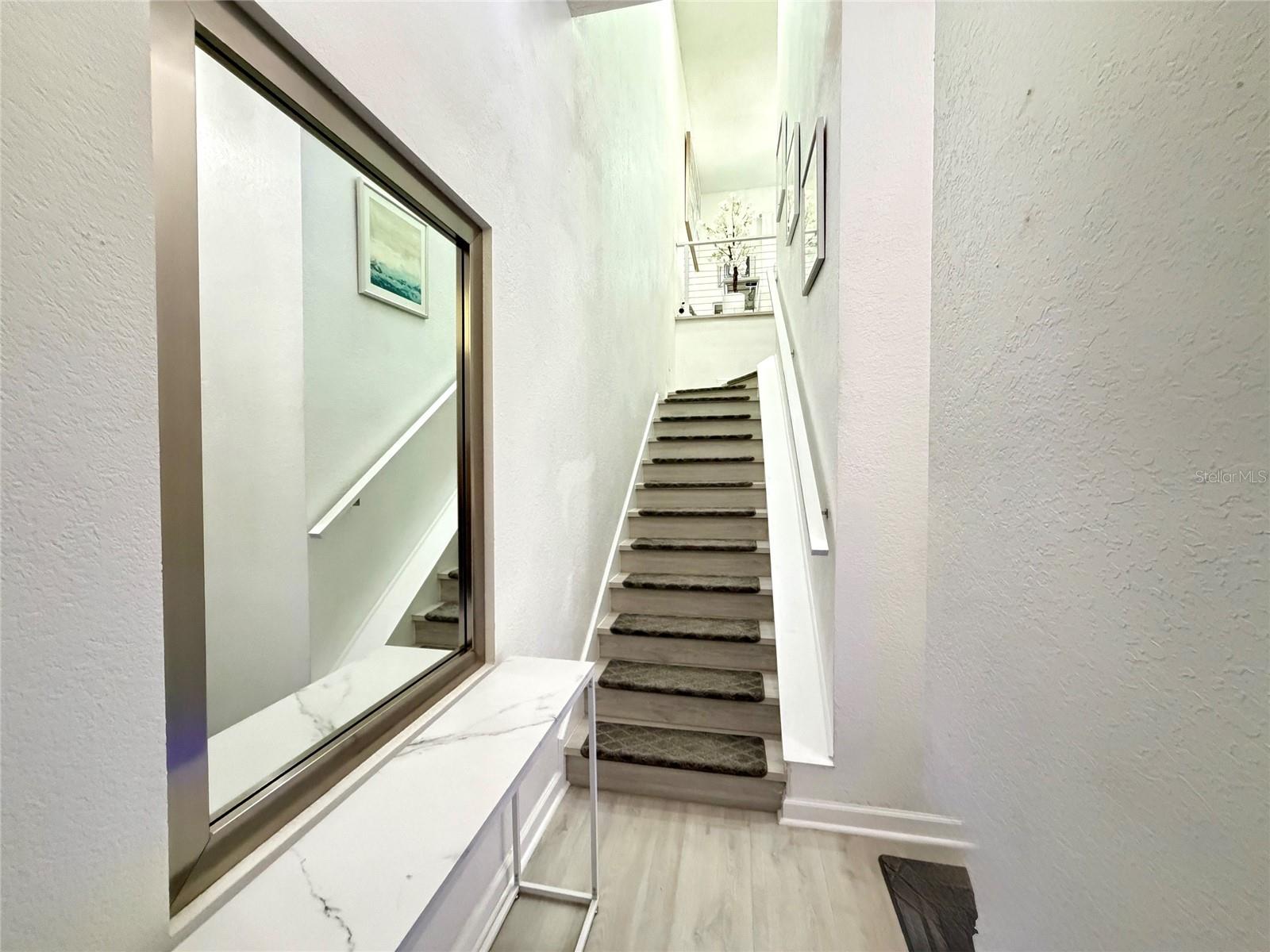 724 Coral Reef Dr Property Photo 8