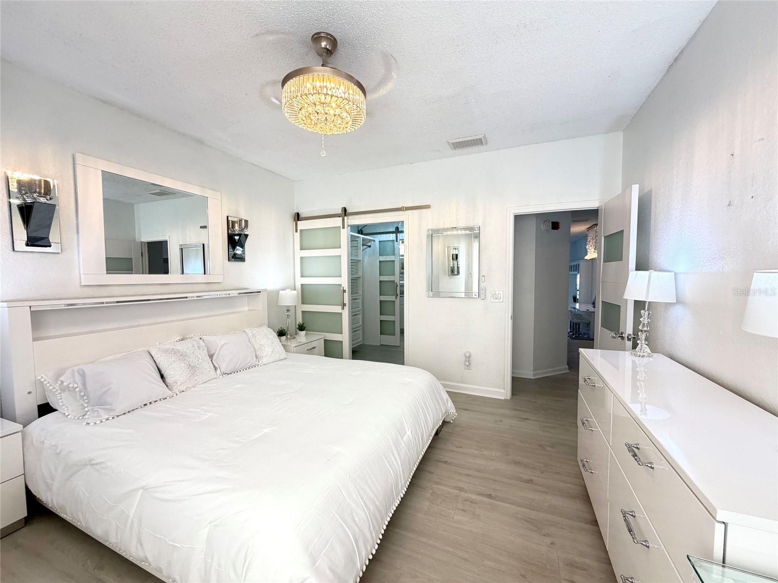 724 Coral Reef Dr Property Photo 23