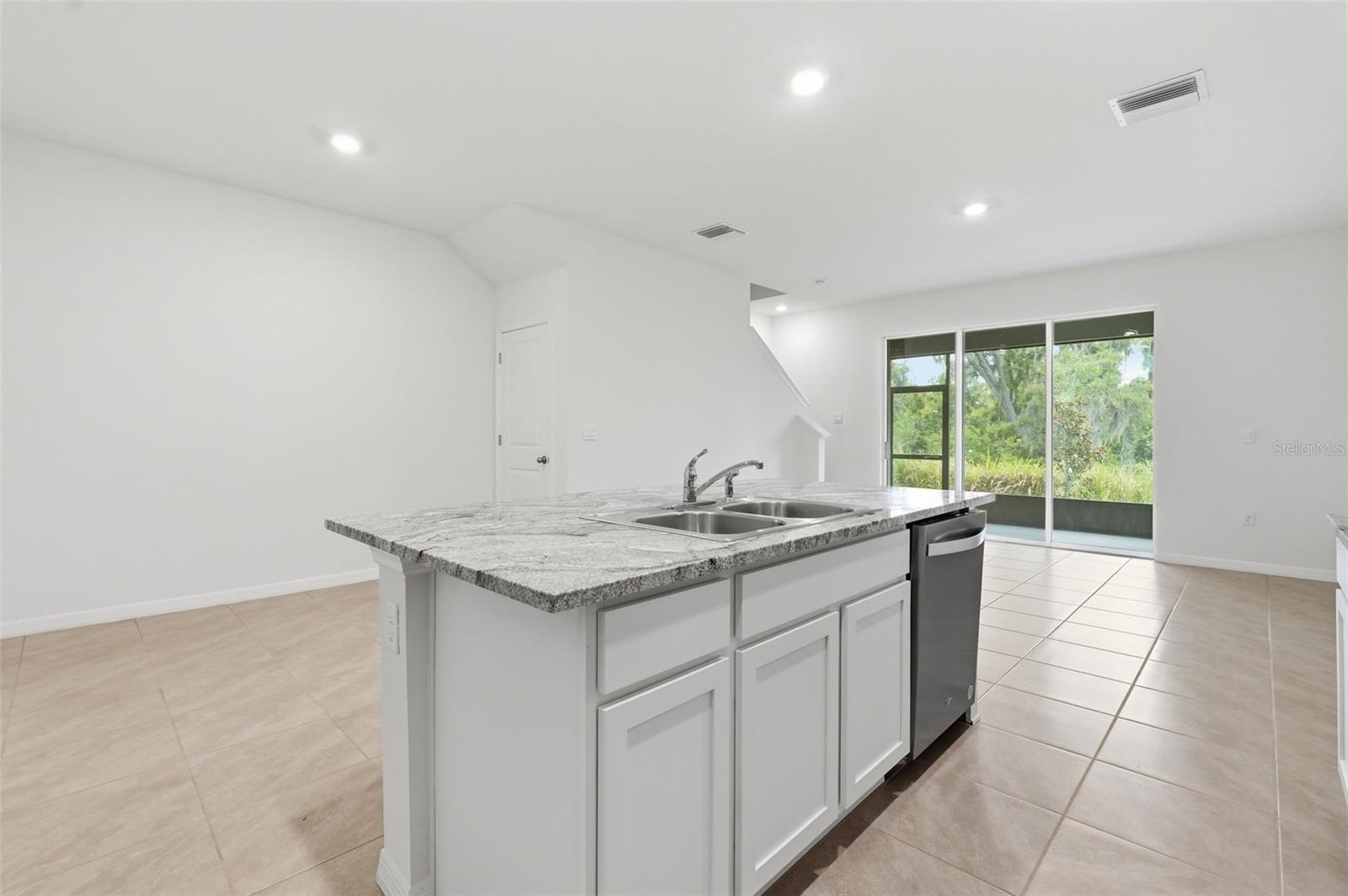 5005 Gilded Bard Ct Property Photo 6