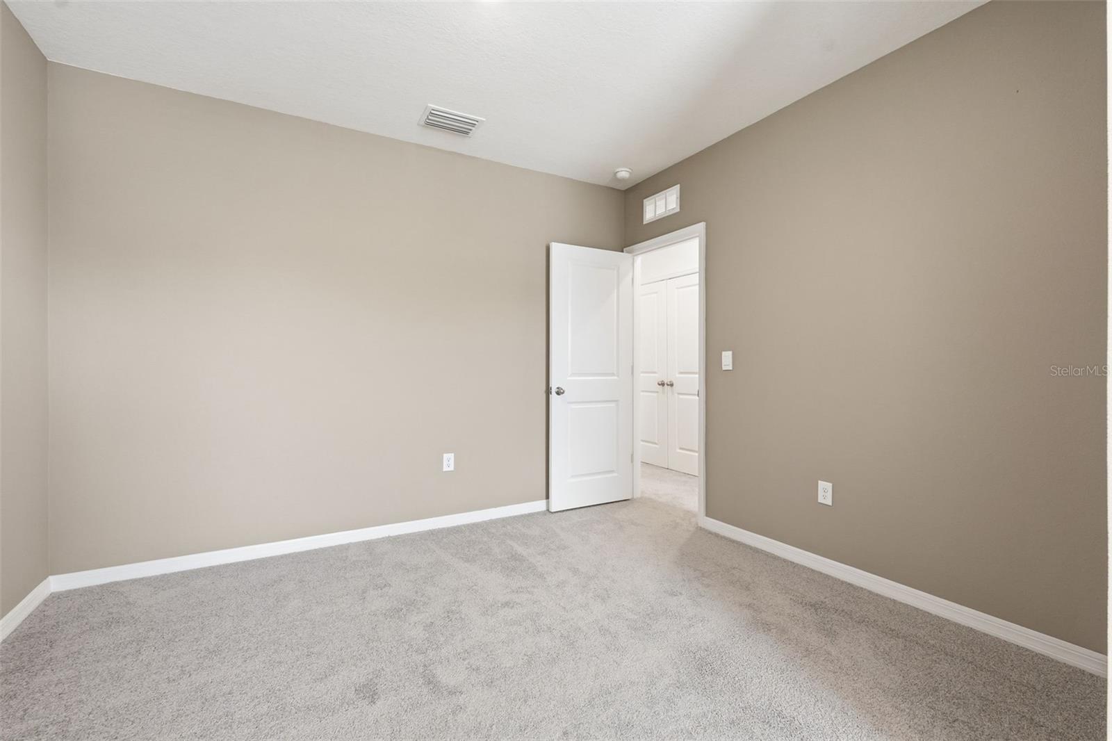 5005 Gilded Bard Ct Property Photo 20