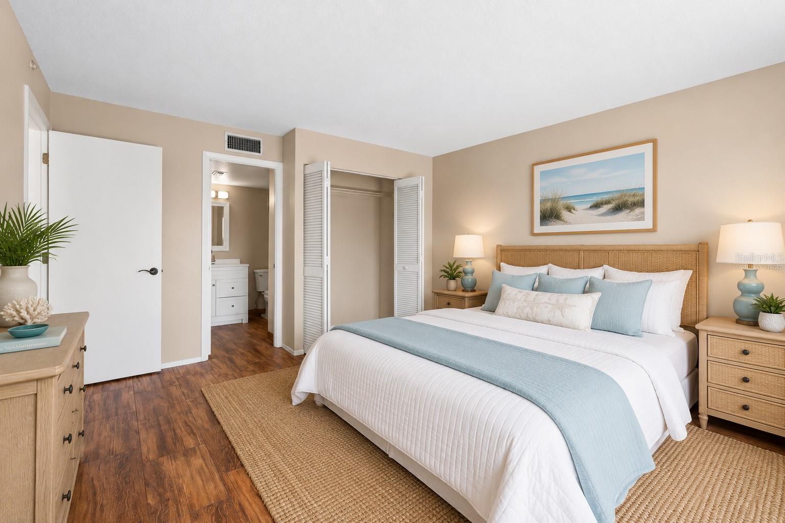 7432 Sunshine Skyway Ln S #302 Property Photo 27