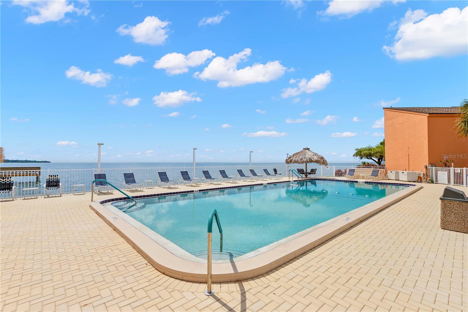 7432 Sunshine Skyway Ln S #302 Property Photo 42