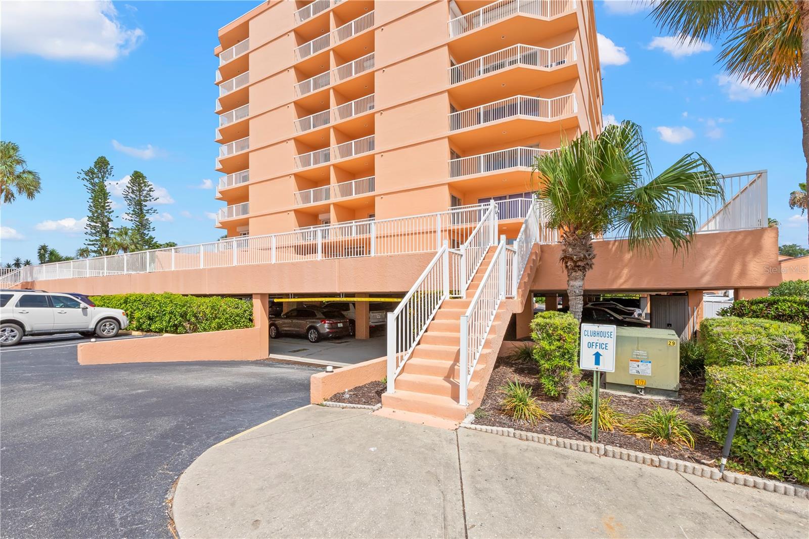 7432 Sunshine Skyway Ln S #302 Property Photo 46